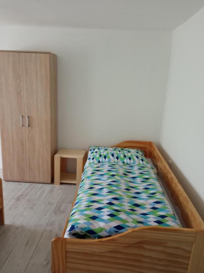 Apartman Hulin, Chrastany Екстер'єр фото